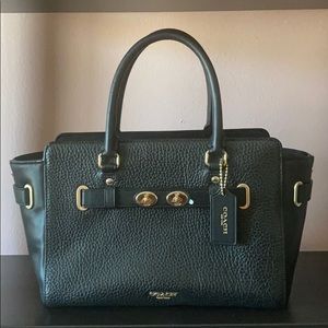 Coach Blake 25 (NWT)